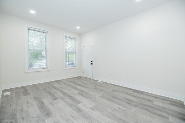 Foto del edificio - 2113 N Bingham St
