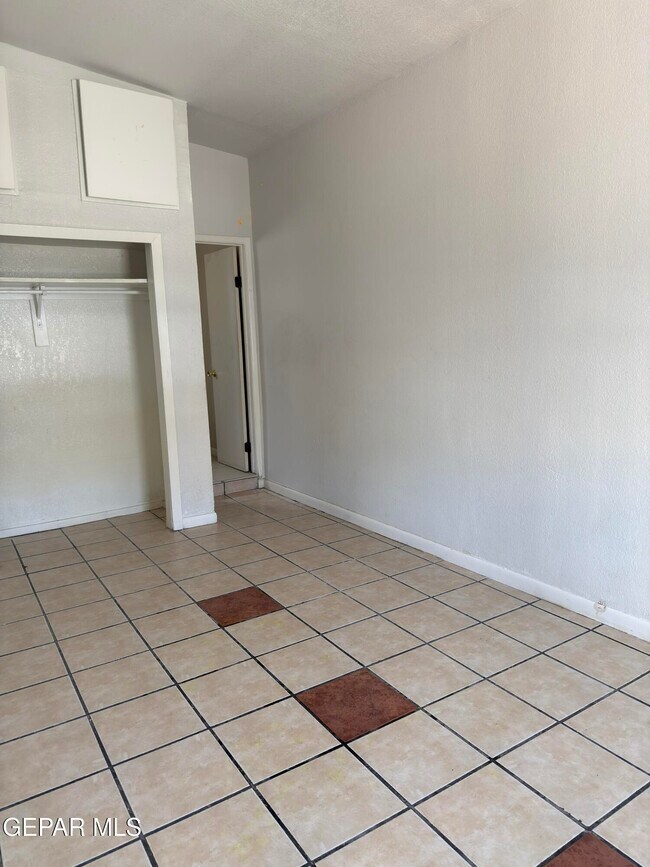 Foto del edificio - 2920 Myles St