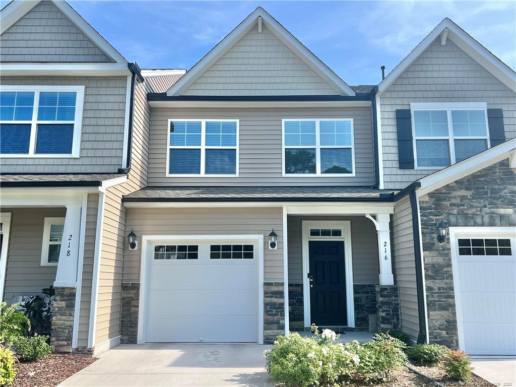 Foto principal - 1206 Oakchest Ct