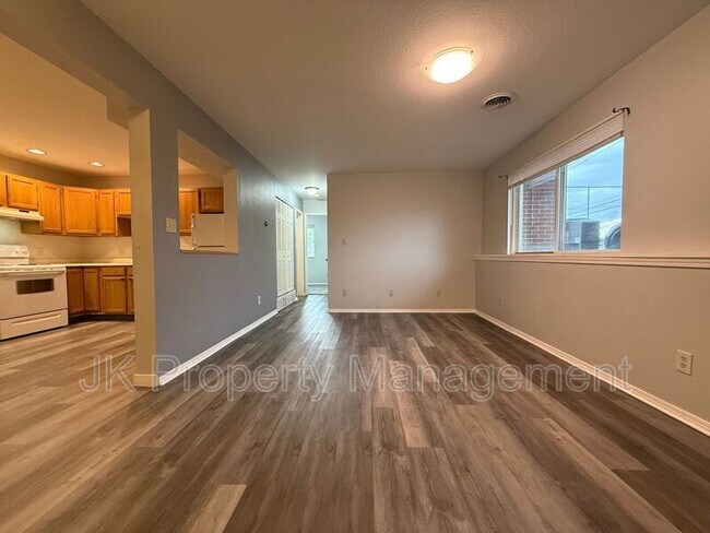 Foto del edificio - 3409 11th Ave S