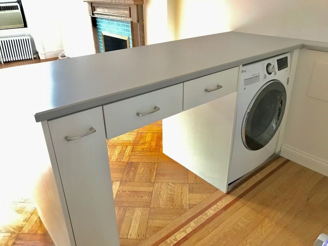 Laundry - 46 W 88th St