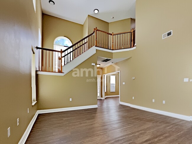 Building Photo - 10904 Parkgate Ln