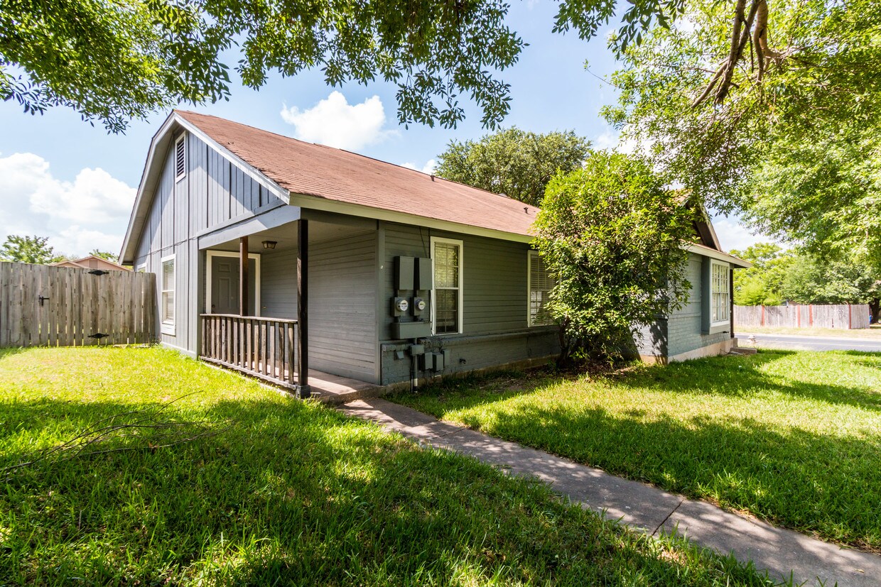 12301 Alderbrook Dr, Austin, TX 78758 House Rental in Austin, TX