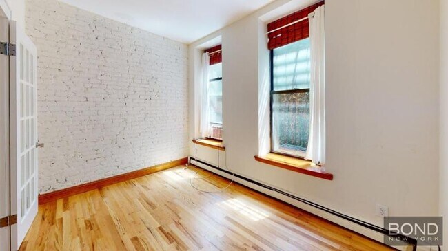 Foto del edificio - 1 bedroom in NEW YORK NY 10019