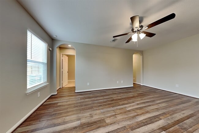 Foto del edificio - 10208 Jewel Ct