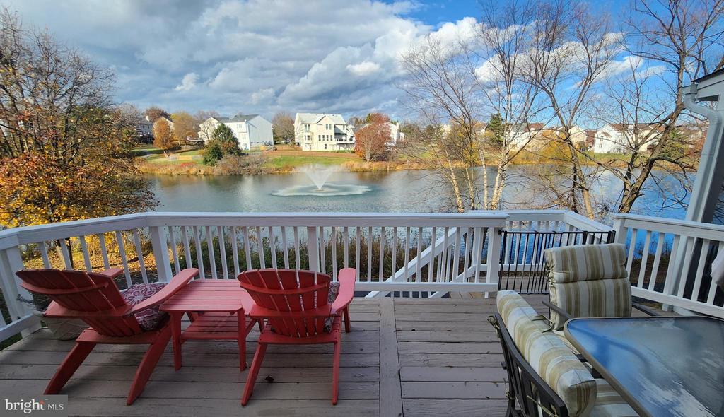 Primary Photo - 44000 Kings Arms Square