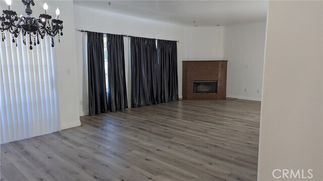 Building Photo - 468 W Huntington Dr