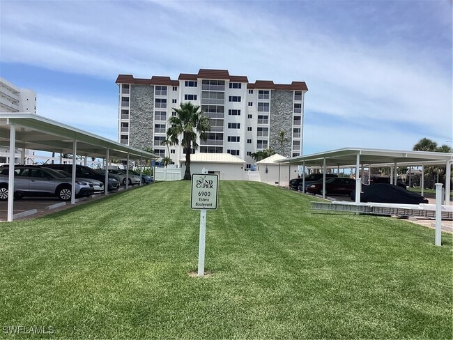 Building Photo - 6900 Estero Blvd