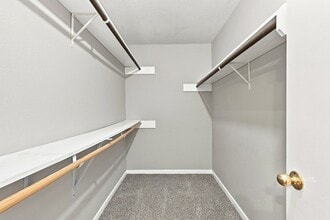 Building Photo - 15706 Cavendish Dr