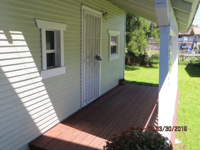 Building Photo - 33RD PL (4312)