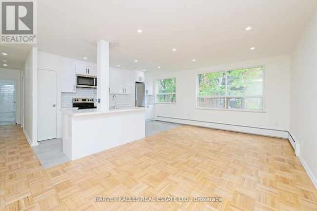 Building Photo - 1751 Victoria Park Ave