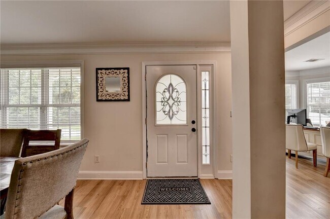 Building Photo - 6604 Destiny Dr SE