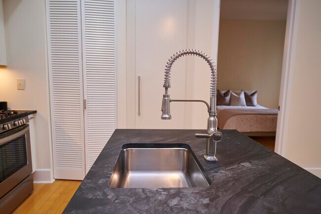 Foto del edificio - 4 Beacon Way