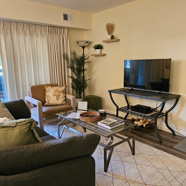 Sala de estar - 304 Forbes St