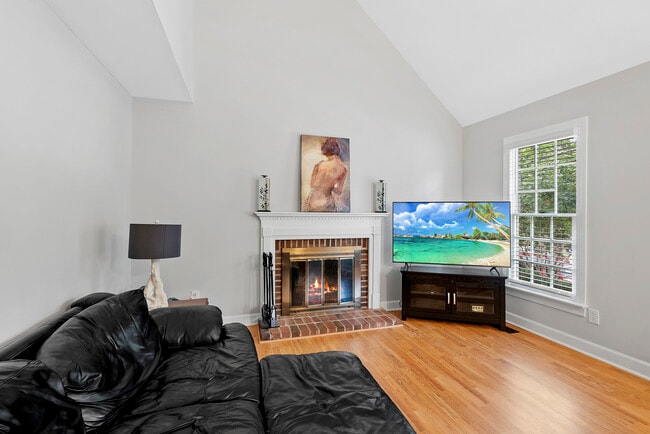 Building Photo - 8313 Bellingham Cir