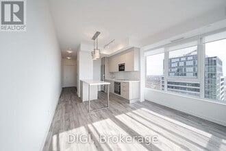 Building Photo - 25 Selby St