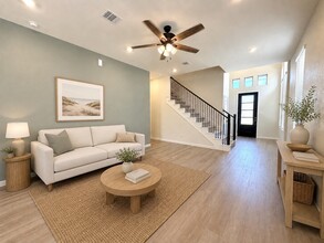 Building Photo - 5089 Andorra Bend Ln