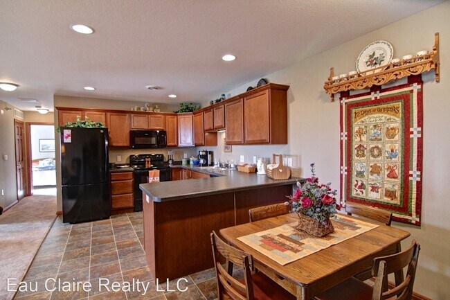 Foto del edificio - 1390 Coventry Ln