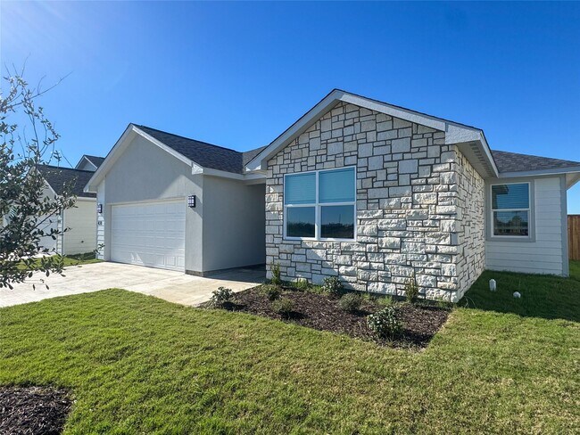 Building Photo - 430 Lucy Rd