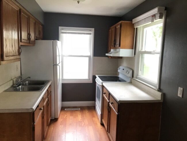 Foto del edificio - 10400 Albany St