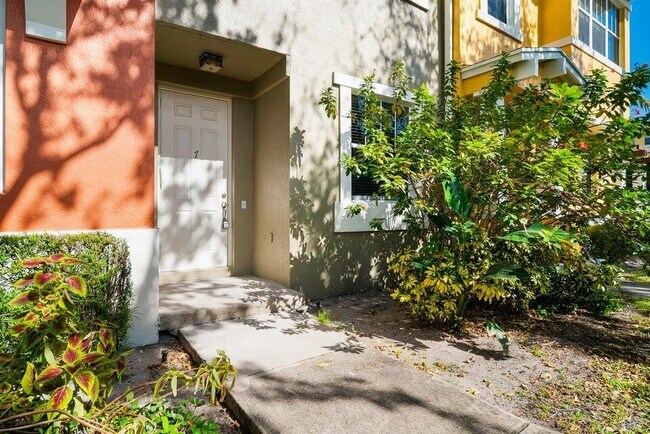 Foto del edificio - 500 Pacific Grove Dr