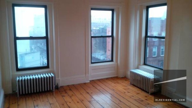 Foto del edificio - 210 Degraw St