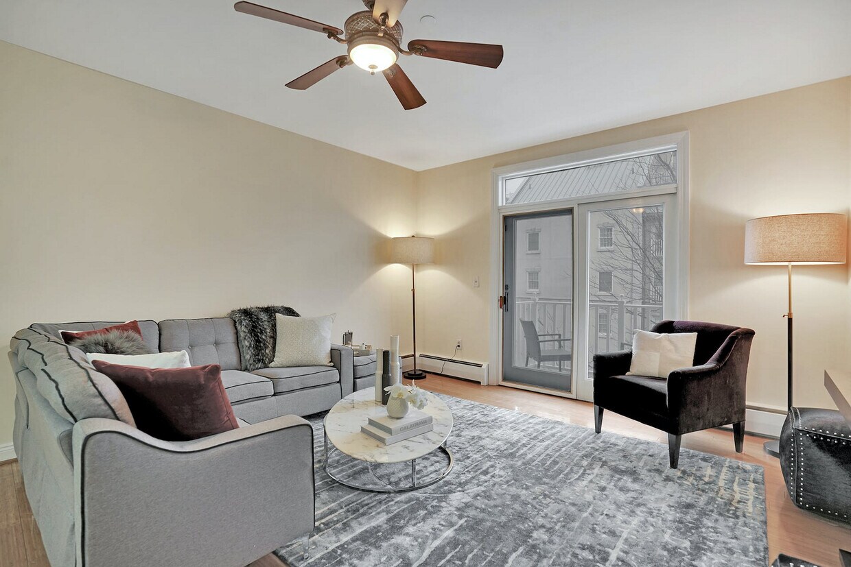 207 Shearwater Ct W Unit 45, Jersey City, NJ 07305 Condo for Rent in Jersey City, NJ