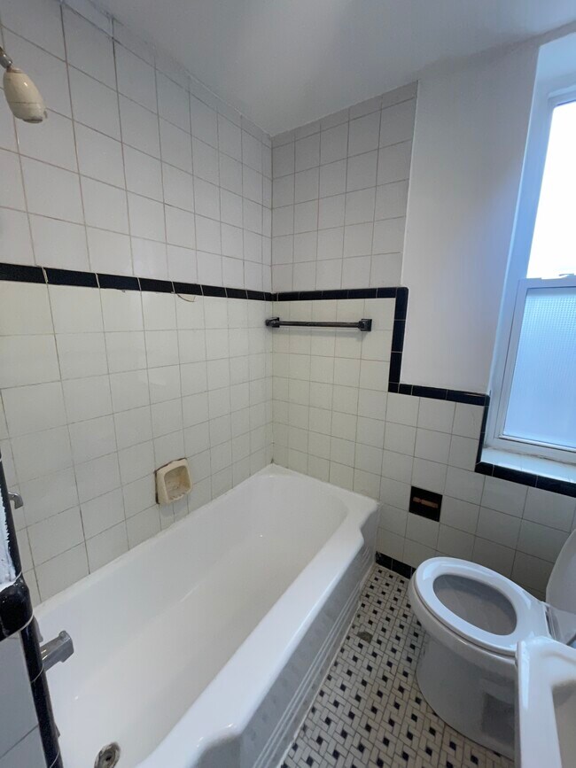 Photo du bâtiment - Large studio apartment