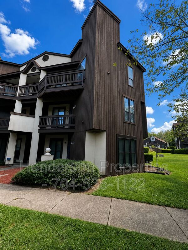 Building Photo - 8071 Cedar Glen Dr