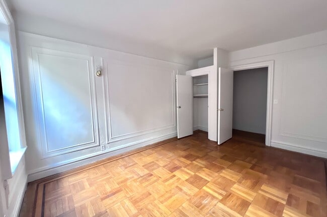 Building Photo - 615 Fort Washington Ave