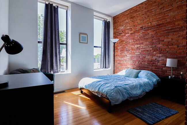 Foto del edificio - 201 S West St