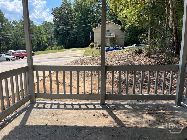 Foto del edificio - 120 Pinehurst Ct