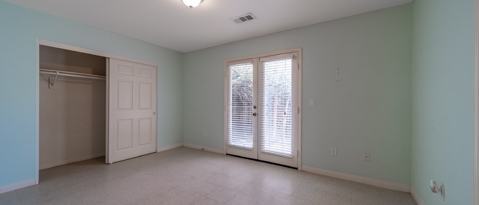 Foto del edificio - 730 Pine Ave