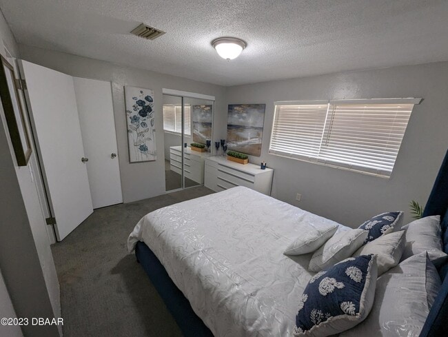 Building Photo - 1600 S Palmetto Ave