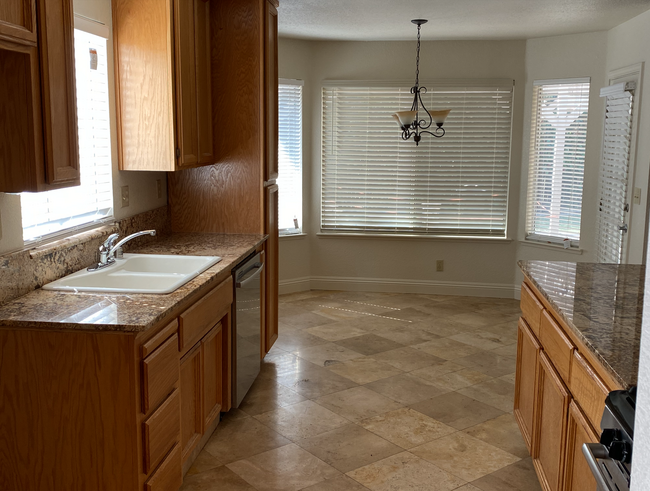 Building Photo - 8556 Brentwick Way