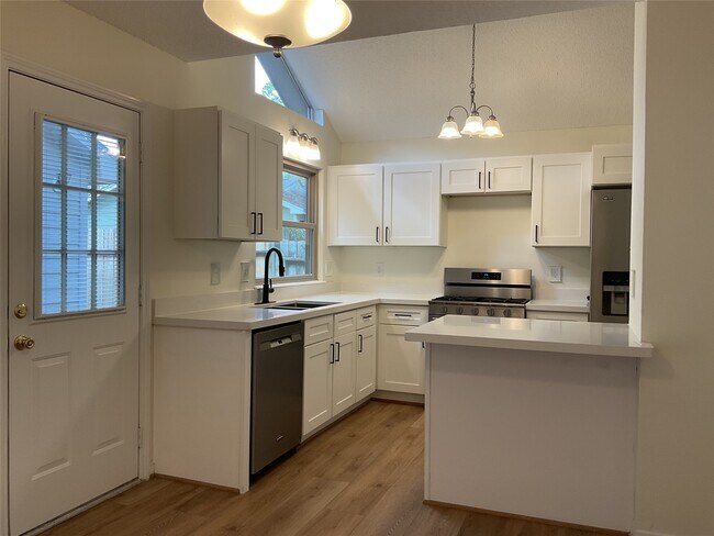 Foto del edificio - 28 E Lance Leaf Rd