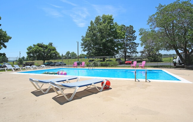 Swimming Pool - Winston Place - 3108 Winston Place