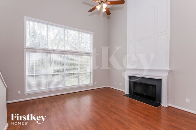 Foto del edificio - 13512 Norlington Ct