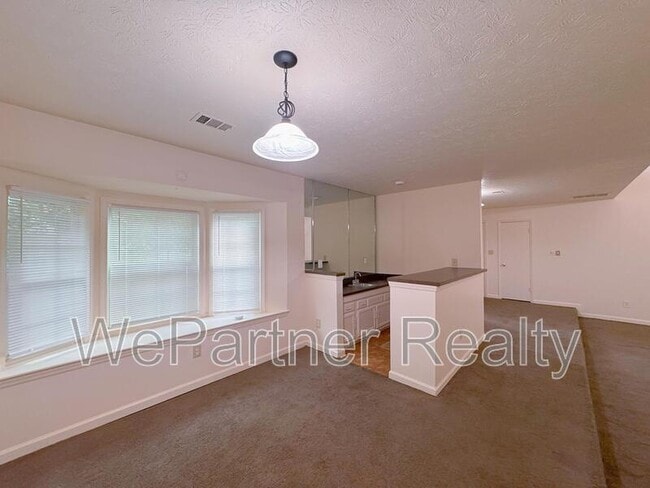 Building Photo - 7416 Dartmouth Ct