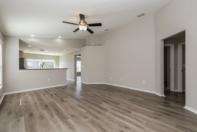 Foto del edificio - 809 College Chase Dr