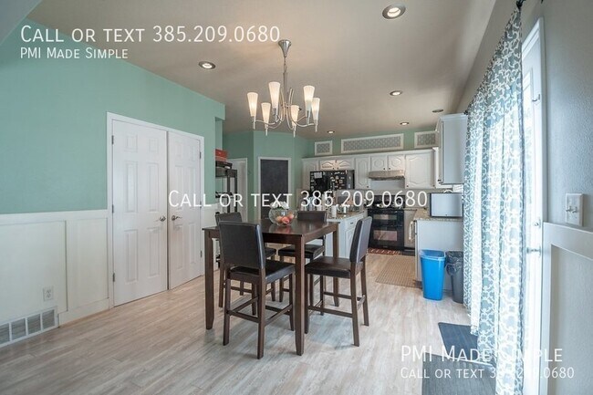 Building Photo - MOVE IN SPECIAL! Spacious 5BR Home in Grea...