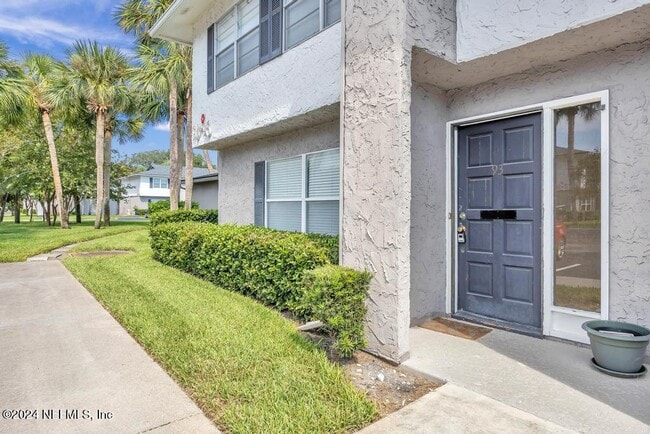 Building Photo - 695-A1A A1A N