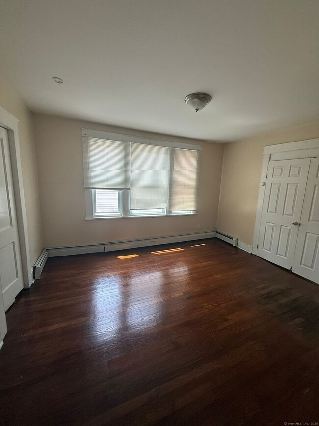 Building Photo - 141 Herkimer St