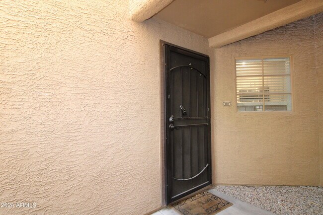 Foto del edificio - 3845 E Greenway Rd
