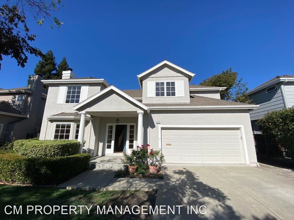 Primary Photo - 4 br, 2.5 bath House - 2727 Gaspar Ct