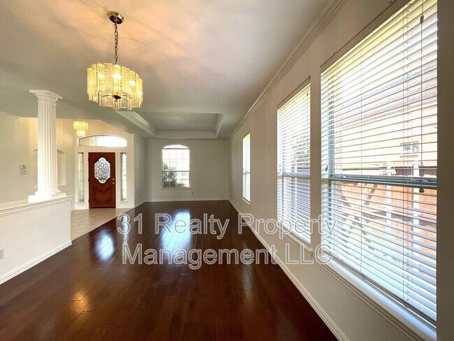 Foto del edificio - 4400 Avebury Dr