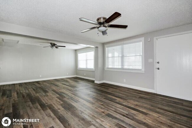 Foto del edificio - 11648 Easy St, Largo, FL 33773