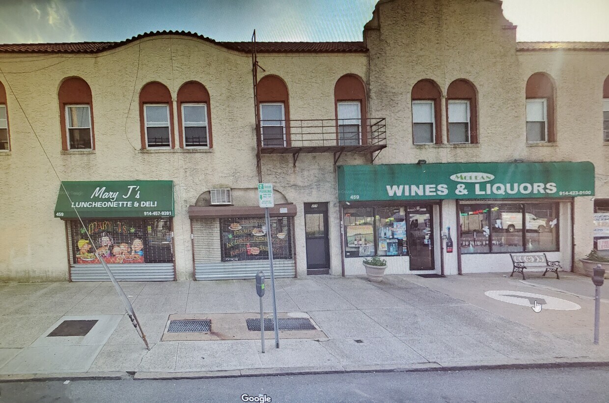 Primary Photo - 459 McLean Ave