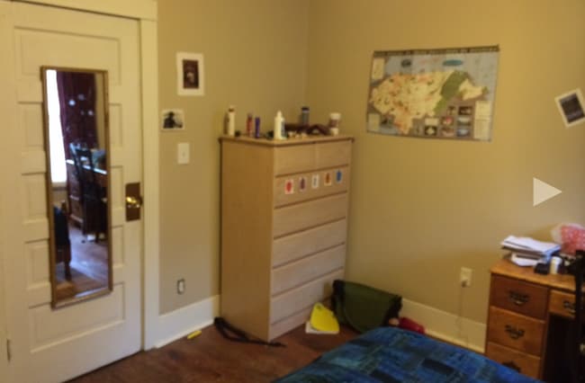 Building Photo - 1006 N Aurora St