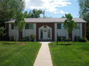 Exterior - 1460 S Ash St